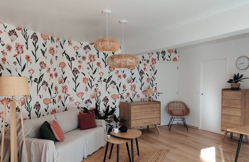 Piolenc Apartment | Sweet studio in the heart of Provence