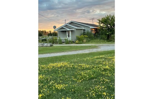 Hessel House | Sweet Winds Michigan Upper Peninsula Farm