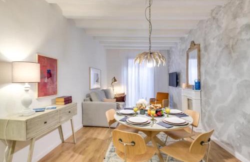 Gothic Quarter Apartment | Sweett - Gothic