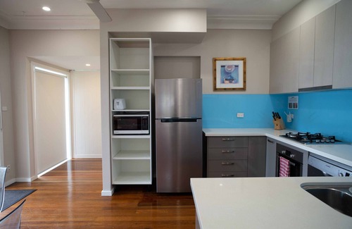 Macmasters Beach Cottage | Swells - Beach Front