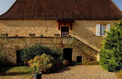 Castels House | Swimming pool, charm and calm 15 minutes from Sarlat