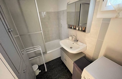 Tamaris Apartment | Swimming pool, barbecue, beach