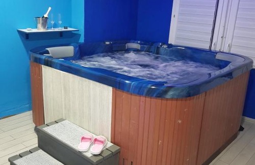 Paracin Apartment | Swimming Room