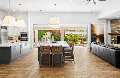 Sundown Manor House | SWSS Celebrity Hideaway: Seen on TV: Sport/Game Court, Pool, Hot Tub, Chef’s Kitchen, water slide.