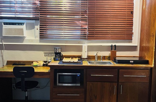 Old Town Apartment | Sycamore Studio at the Abode Guest House