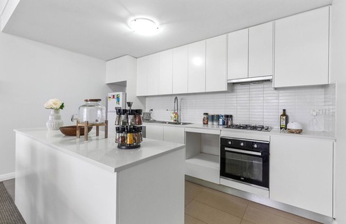 Wolli Creek Apartment | Sydney Airport Apartments
