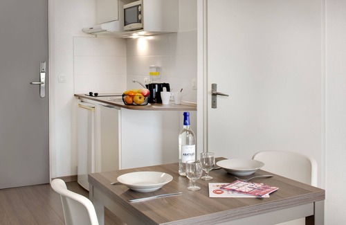 Bassins a Flot Apartment | Ténéo Apparthotel Bordeaux Maritime - Cité du vin