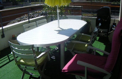 Leguevin Apartment | T 2 suburban furniture of TOULOUSE (10mn cu center town)