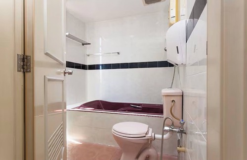 Taman Bunga Ros Hotel | T P Hotel