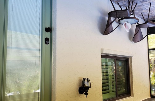 Venice Other | t Quiet retreat w/private entrance & kitchenette.