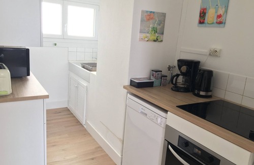 Audierne Apartment | T2 apartment 250 metres from the beach BALCONY SEA VIEW