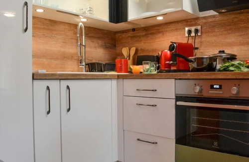 Saint-Martin Apartment | T2 Comédie/Gare : air conditioning, terrace, parking, elevator ★