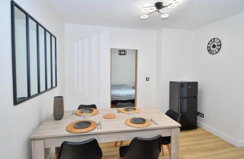 Aix-les-Bains Apartment | T2 Cosy en centre-ville proche du lac avec balcon
