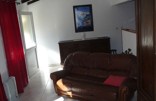 Saint-Jean-de-Vedas Apartment | T2 nice quiet and sunny ground floor 20 minutes by tram from the center of MONTPELLIER
