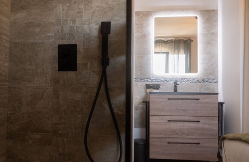 Villeneuve-les-Maguelone Apartment | T3 apartment, ideally located just 2 km from the magnificent beach.