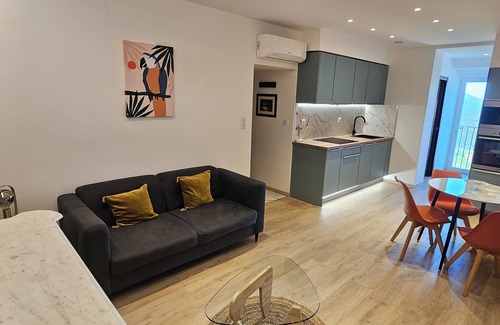 Sartene Apartment | T3 Hyper Centre Sartene Calme,fraîchement Rénové Avec des Matériaux de Qualités