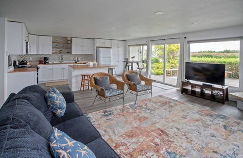 Gearhart Condo | T435 2 Bedroom 1st floor Pet Friendly No cleaning fees