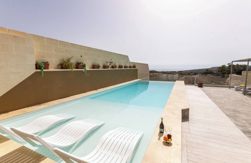 Xewkija Hotel | Ta'Battista B&B with pool Ix-Xwejni, IX-XEWKIJA, GĦAWDEX, Malta