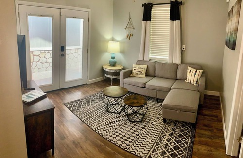Coney Island House | Table Rock Lake Views