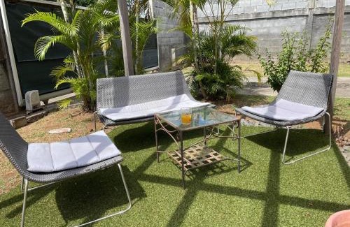 Faaa House | TAHITI - Fare Vairai Pool