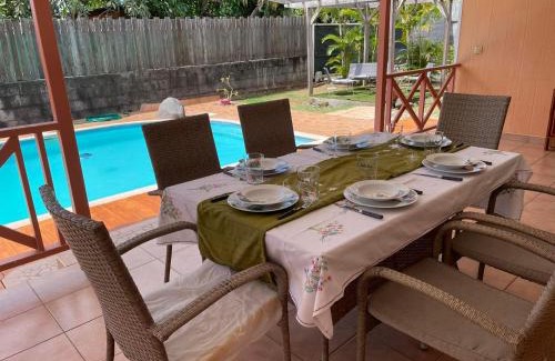 Faaa House | TAHITI - Fare Vairai Pool
