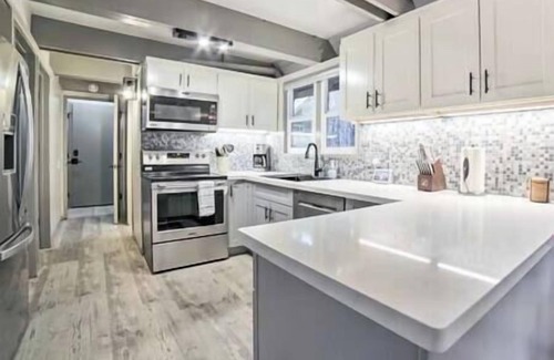 Incline Village Cabin | Tahoe Time Cabin w/King Bed, Modern Tahoe Cabin w/King Bed Suite & Level 1 EV Charging
