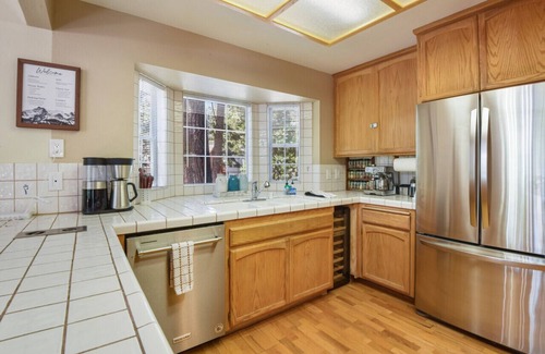 Kings Beach Ski Chalet | Tahoe Vista Home with Spa close to Northstar and Lake