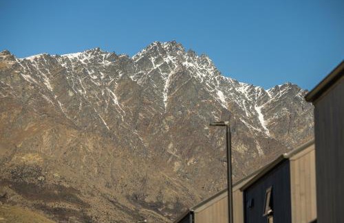 Frankton House | Tahuna Luxury Villa Queenstown