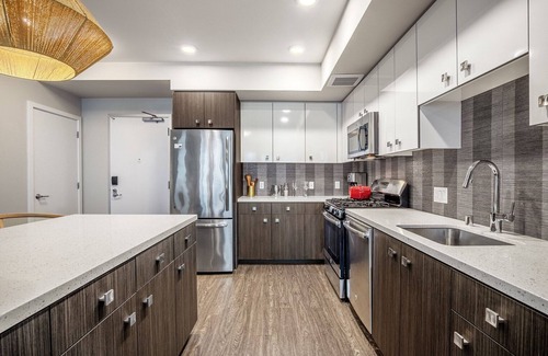 South of Market Apartment | Tailored SoMa 1BR w/Gym, Patio, BBQ, near BART by Blueground