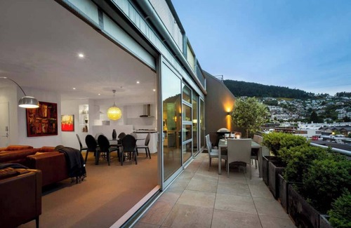 Queenstown Apartment | Taimana, Central Queenstown Luxury