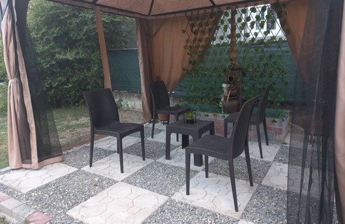 Spanish Town House | Take a break and unwind at this peaceful oasis called Xion House Jamaica