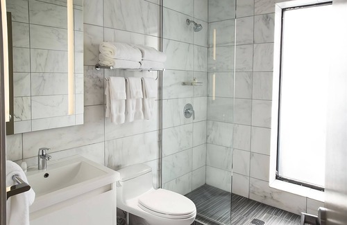 Central New York City Hotel | Take The Family On A Trip! 4 Convenient Units In The Heart Of NYC!