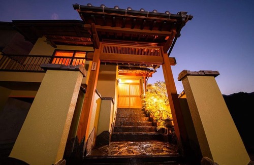 Beppu House | TAKETORI ROTEN