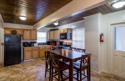 Woden Cabin | Tall Timbers Retreat All 5 Cabins & Dining Lodge