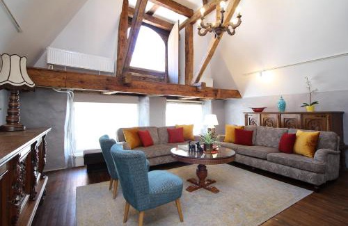 Old Town Apartment | Tallinn City Apartments - Town Hall Square