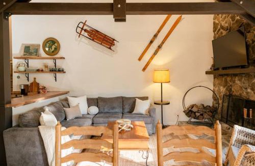 Sierra Cedars House | Tallwood Cabin A Treetop Mountain Retreat