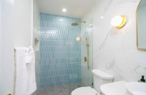 Seven Mile Beach Apartment | Tamarind Bay Unit # 22