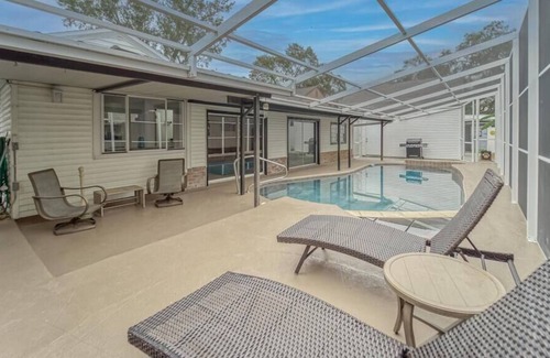 Riverside Heights House | Tampa Retreat: Poolside & Spa Fun and City Vibes