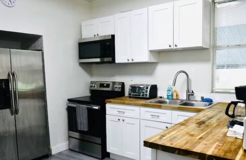 Sulphur Springs House | Tampas Unique, Centrally Located Home [Near Busch Gardens, USF, Midtown]