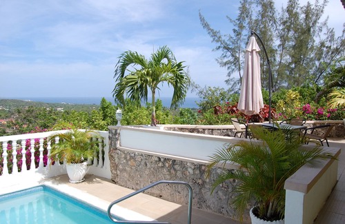 Runaway Bay Villa | Tangerine Villa, Exclusive With Full Staff, Members Beach, Fabulous Ocean Views