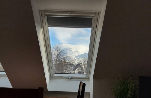 Banavie Cottage | TAORBEAG AT TAORMINA, pet friendly, with a garden in Banavie