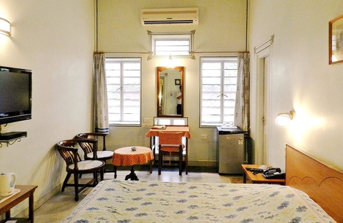Bani Park Hotel | Tara Niwas