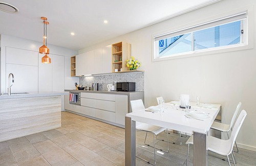 Taren Point House | Taren Point luxury 4Br house with best Bay view