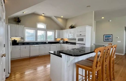 Ocean Sands House | Taste of Paradise in OBX!