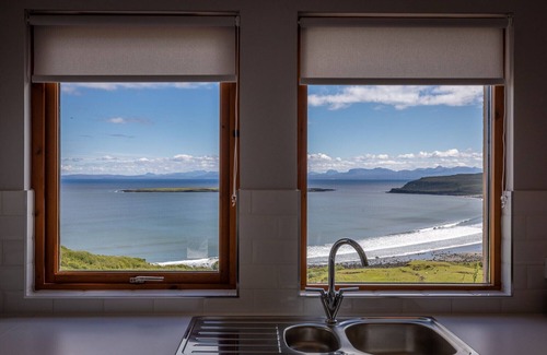 Digg House | Taste of the Sea on Skye