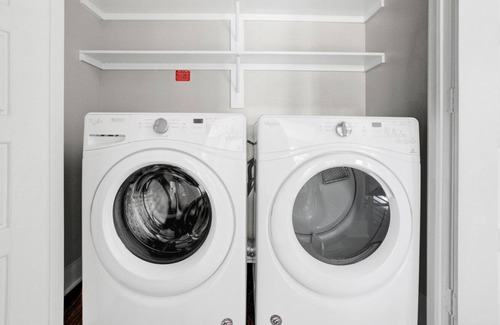 Mueller Apartment | Tasteful Mueller 1BR w/ Pool, W/D & Gym, nr park, by Blueground