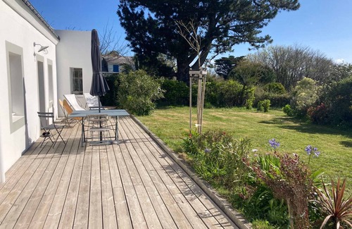 Locmaria House | Tastefully Decorated House Near Beach with Garden, Sleeps 8