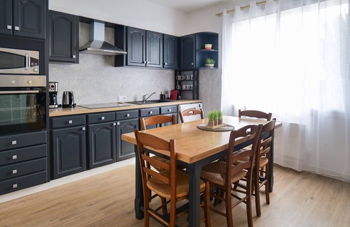 Les Sables d'Olonne Ski Chalet | Tastefully renovated house near Vendée Globe village