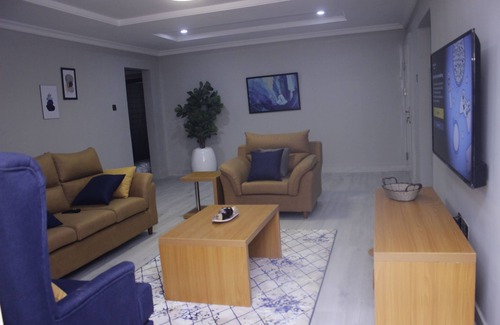 Ibadan House | Tastefully furnished home in quiet, secure and accessible community in Bodija A1