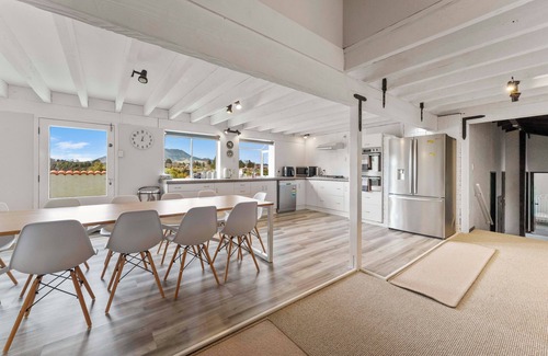 Taupo House | Tauhara Views - Lake Taupo Holiday Home